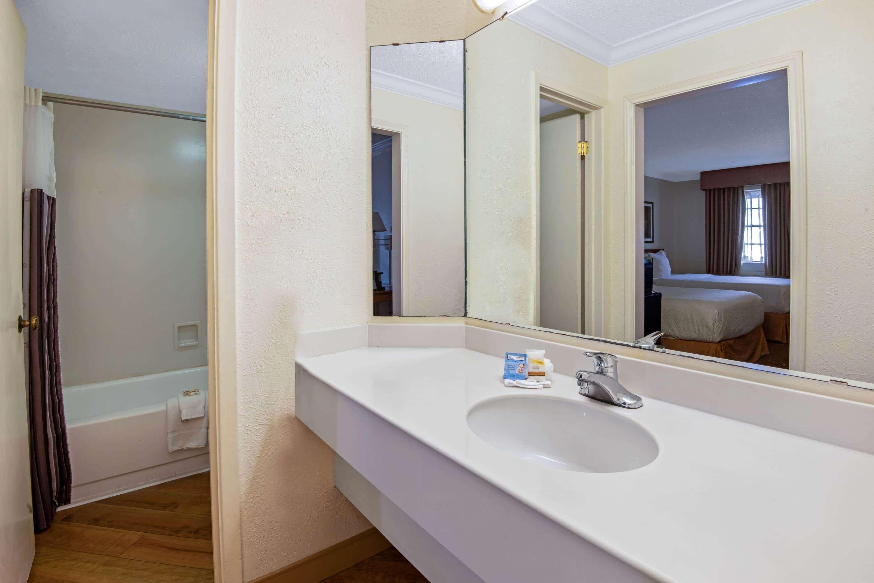 La Quinta Inn By Wyndham San Antonio Lackland Ngoại thất bức ảnh