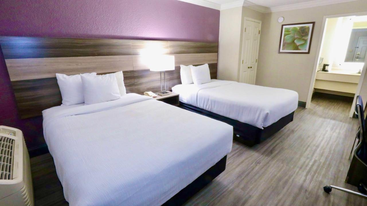 La Quinta Inn By Wyndham San Antonio Lackland Ngoại thất bức ảnh