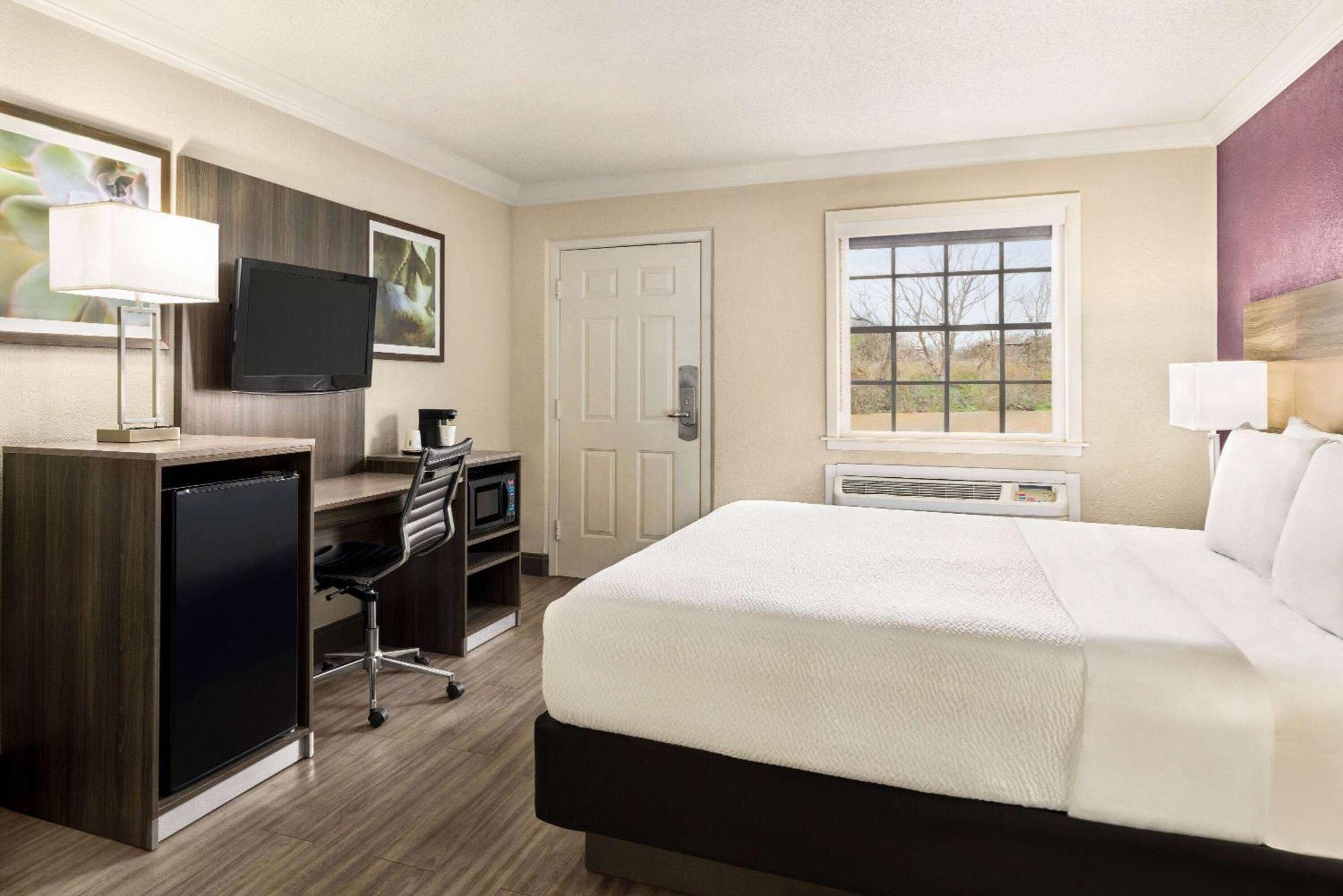 La Quinta Inn By Wyndham San Antonio Lackland Ngoại thất bức ảnh